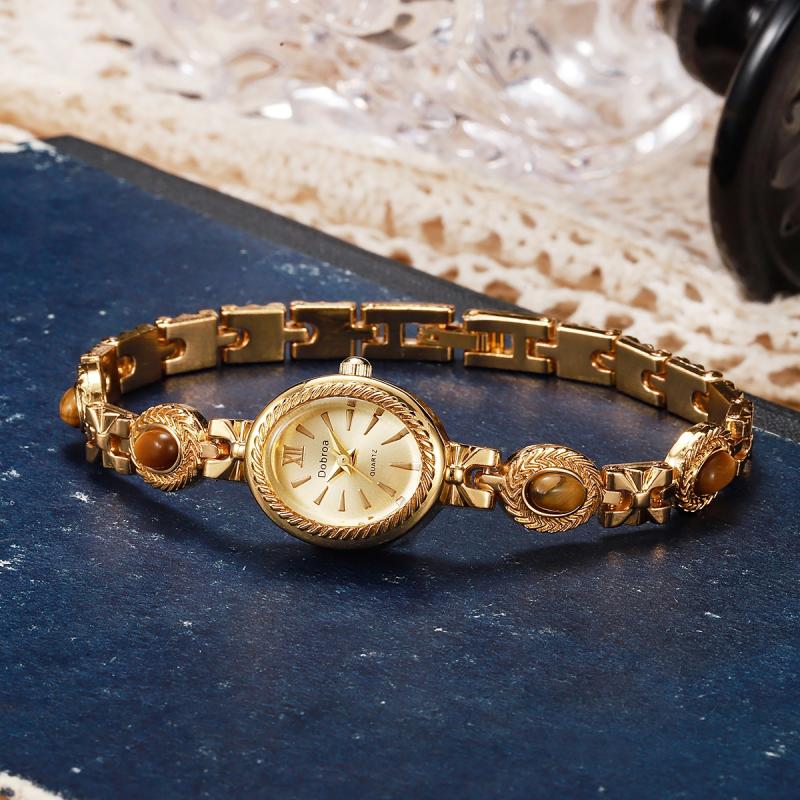 Retro Zengin Kaplan Gözü Taşlı - Luxury Watch Group incelemesi ve fiyatı