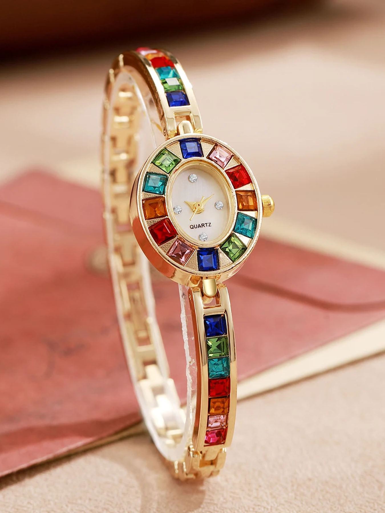 Kadın Saati - Küçük, Niş, Lüks - Luxury Watch Trading incelemesi ve fiyatı