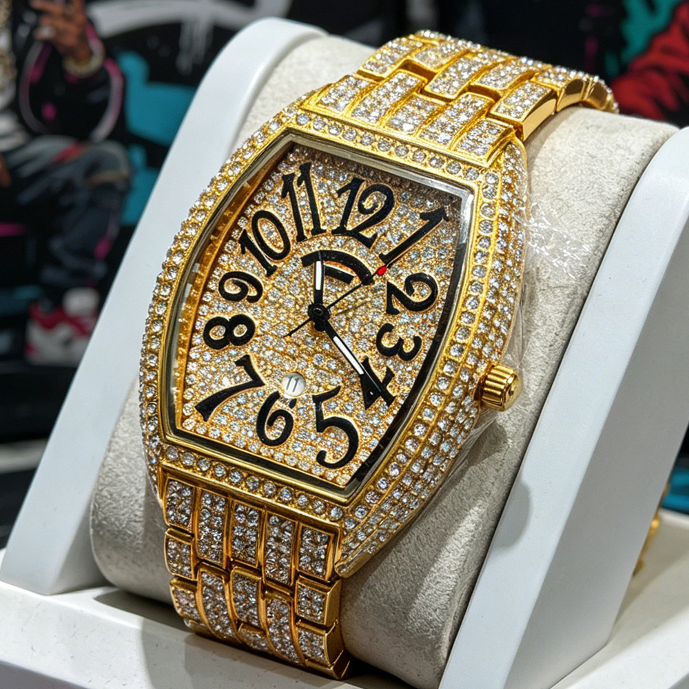 Tonneau Logosuz Tam Elmas Hip  - Luxury Watch Brands Logo incelemesi ve fiyatı